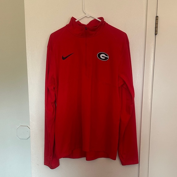 Nike Georgia Bulldogs Dri-Fit Quarter Zip Pull-Over - Picture 1 of 1